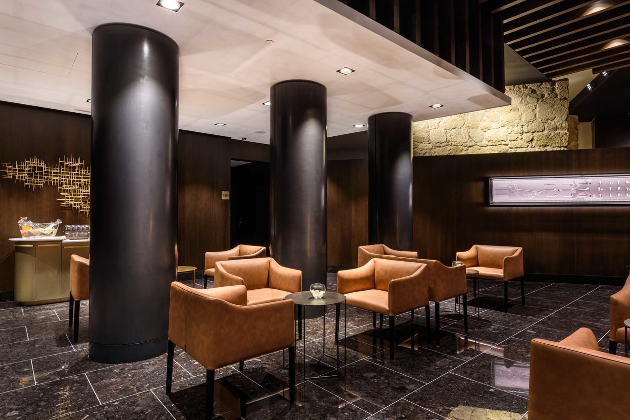 Aurea Museum By Eurostars Hotel Company Lisbon Exterior photo The lounge at the airport